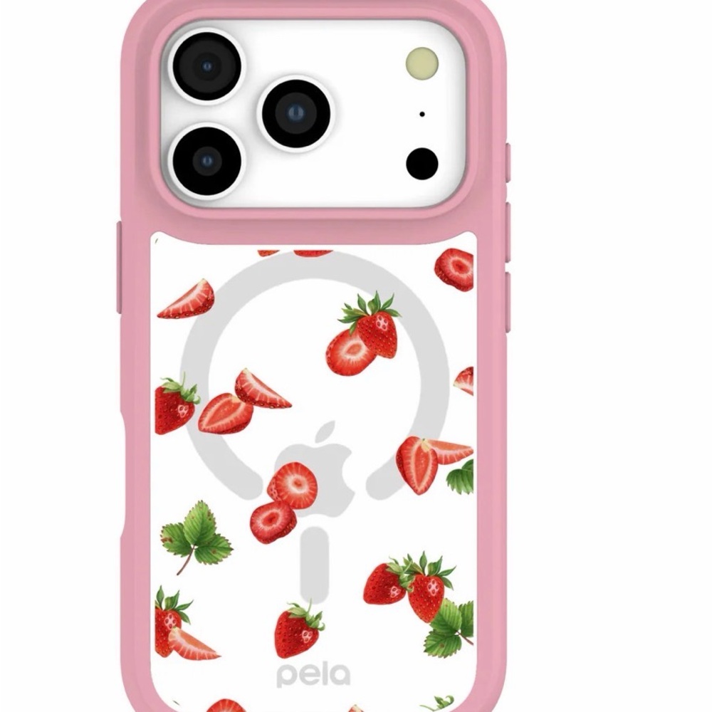 17Pro MagSafe Strawberry iPhone Case